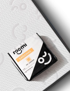 Colchón en caja Roomi smile con sabanas
